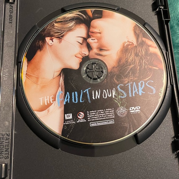 💚3/$10💚 The Fault in Our Stars DVD - Picture 3 of 4